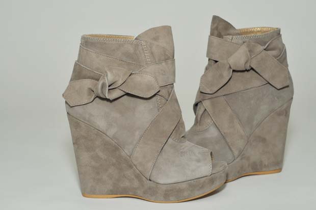 Stuart Weitzman wedge